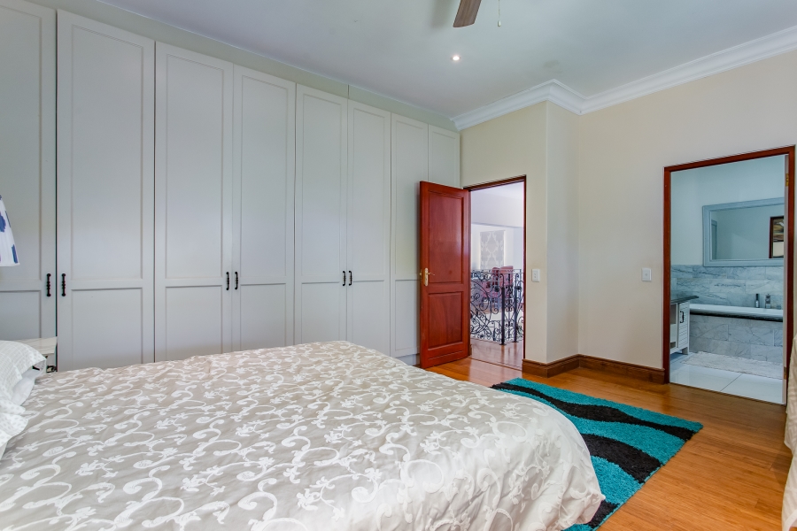 5 Bedroom Property for Sale in Val De Vie Estate Western Cape